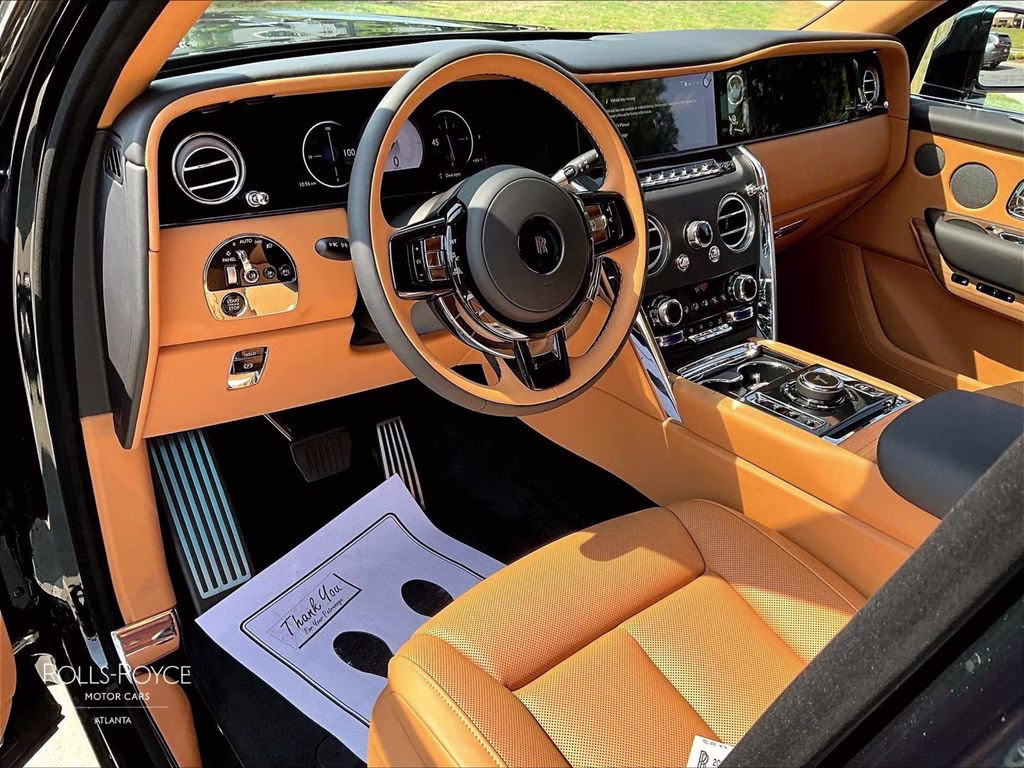mph005_2841517180_sla23ha08vu236920_2027_rolls_royce_cullinan_dark_emerald_6_111982_d81c41be62