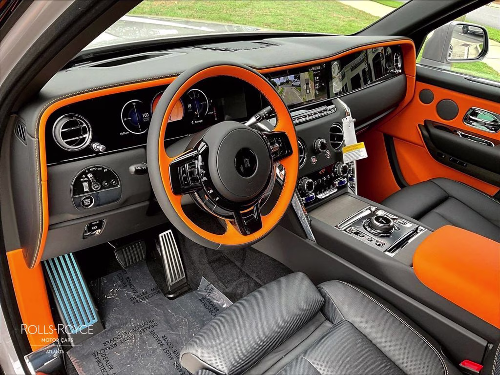 mph005_2878277096_sla23ha03vu236243_2027_rolls_royce_cullinan_tempest_grey_6_111979_eff35e4dd3