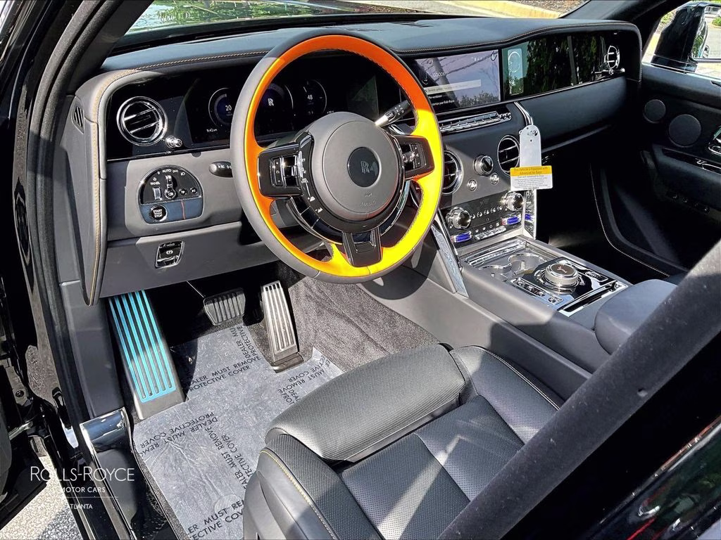 mph005_3014325010_sla23ha09vu236991_2027_rolls_royce_cullinan_black_diamond_6_112053_d805762f4d