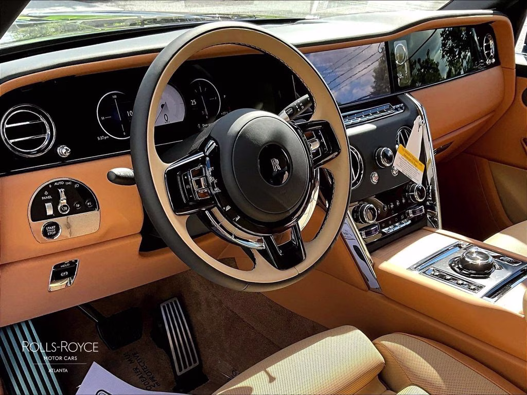 mph005_3143549865_sla23ha04vu236235_2027_rolls_royce_cullinan_midnight_sapphire_6_111757_b6091addc5