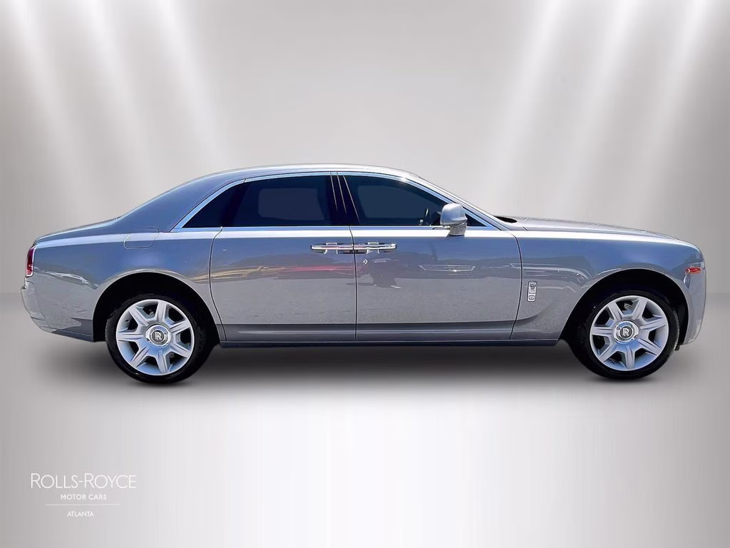 mph005_3316949707_sca664s5xgux53733_2016_rolls_royce_ghost_stone_grey_6_113230_c83f4ff26d