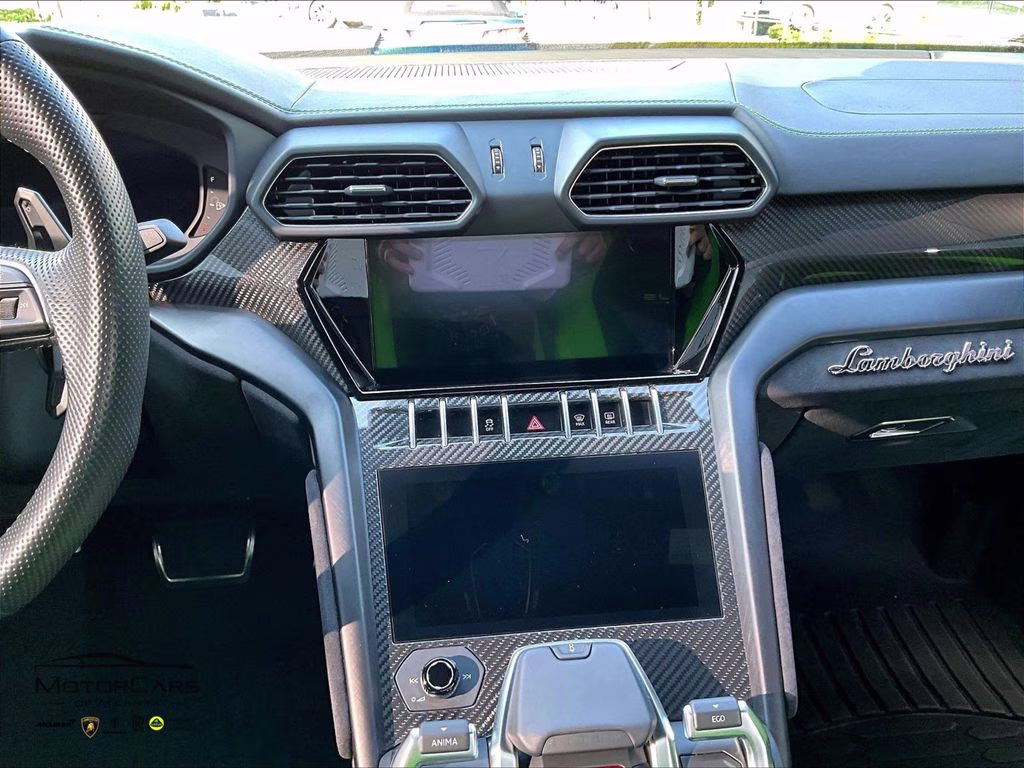 mph005_3548289588_zpbua1zl7mla13746_2021_lamborghini_urus_pearl_capsule_verde_mantis_pearl_6_112902_843ff14239