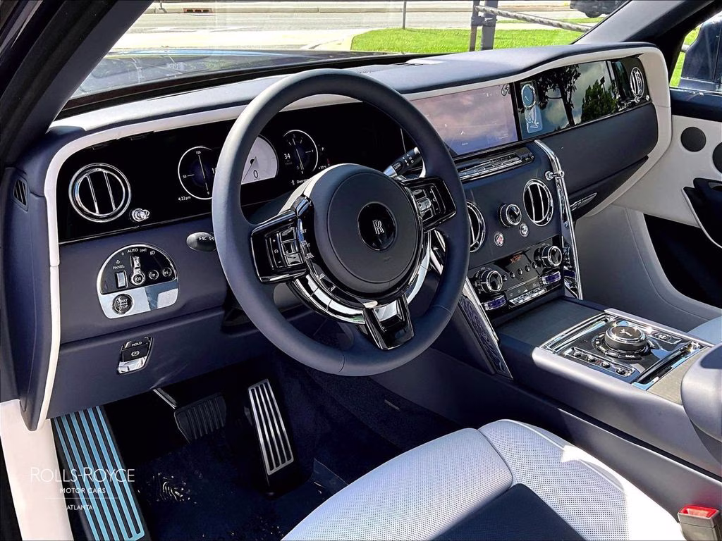 mph005_3586577115_sla23ha07vu236617_2027_rolls_royce_cullinan_iguazu_blue_6_111742_1f3d6fdd5f