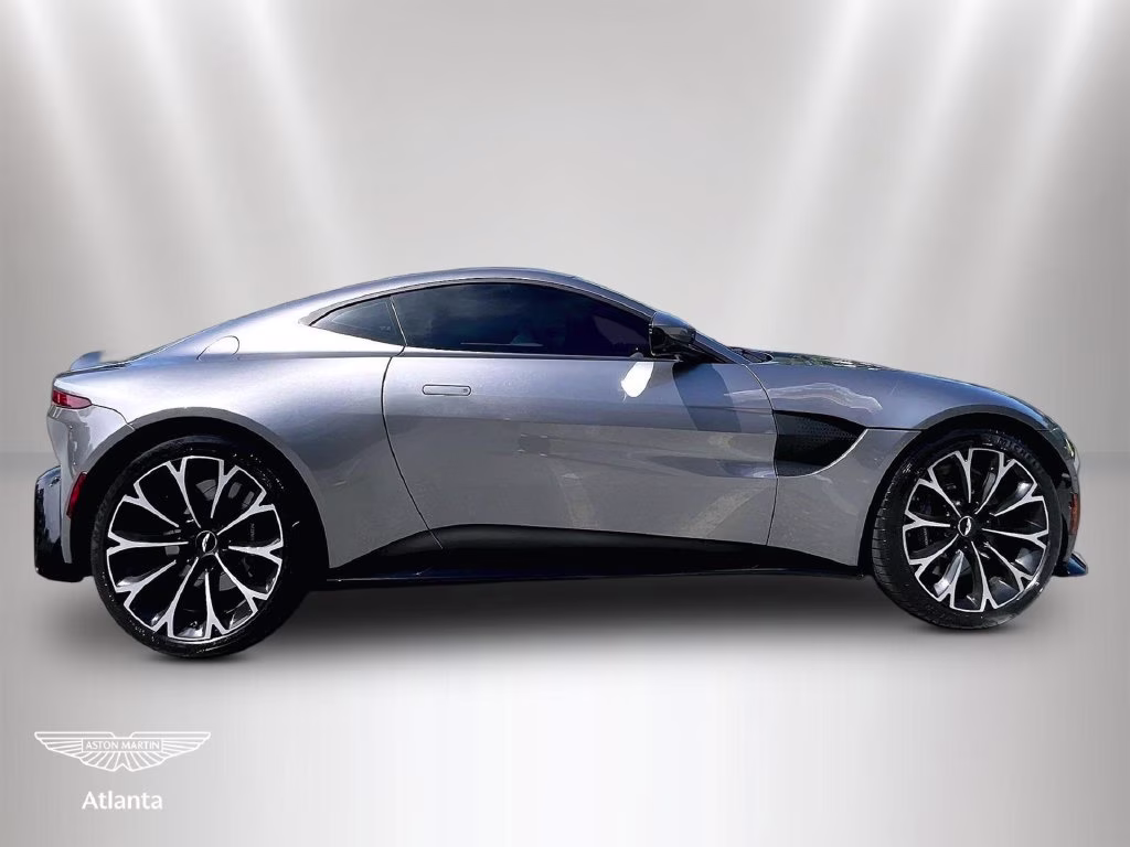 mph005_887732826_scfsmgaw4kgn00361_2019_aston_martin_vantage_tungsten_silver_6_114310_91c4ef824e