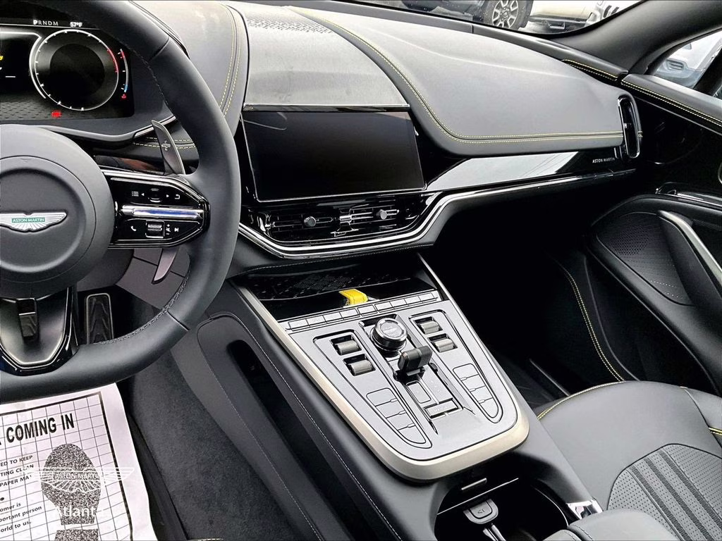 mph006_1675843448_sd7vujdwxttv13872_2026_aston_martin_dbx_707_china_gray_7_109367_58dfa29614