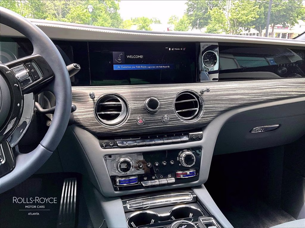 mph006_1843911200_scatk2c01tu232707_2026_rolls_royce_spectre_midnight_sapphire_7_112559_db008c8b05