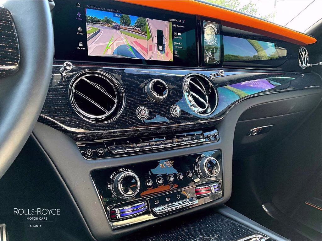 mph006_2917385981_sca13gz03su229363_2025_rolls_royce_ghost_imperial_jade_7_113395_23735aa07a