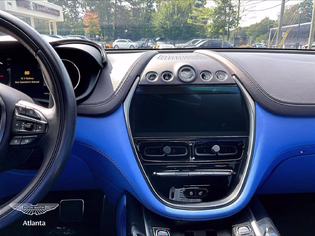 mph006_4254645841_sd7vujawxntv04922_2022_aston_martin_dbx_lunar_7_114502_44078b5687