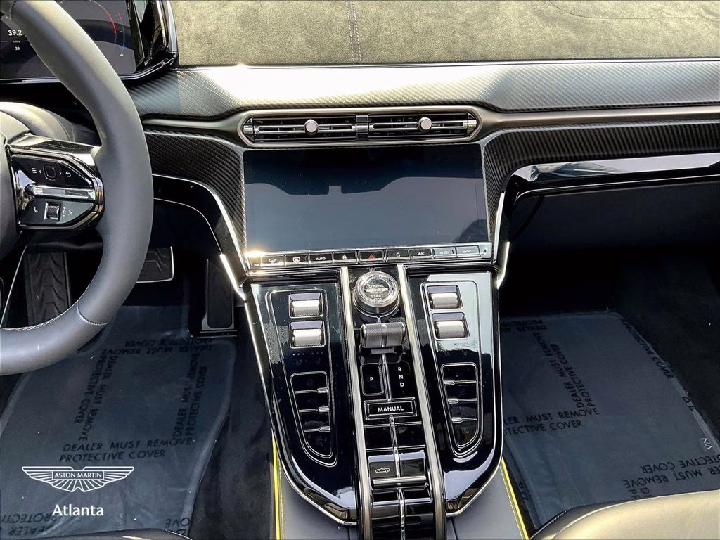 mph006_51649408_scfsmgnw2tgp11960_2026_aston_martin_vantage_s_roadster_magnetic_silver_7_110006_bb829ad5f5