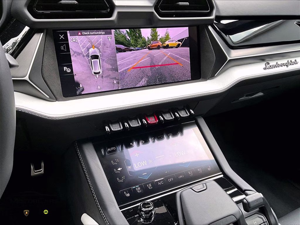 mph006_603732246_zpbud6zl9tla44581_2026_lamborghini_urus_se_viola_pasifae_7_112174_6603f73207