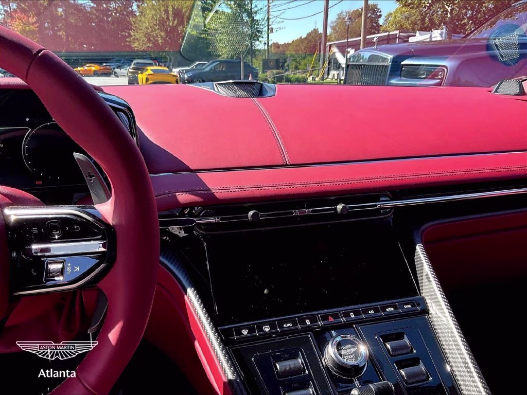 mph006_657615101_scfrmfhw6tgl18127_2026_aston_martin_db12_s_onyx_black_7_114406_d2b671e551