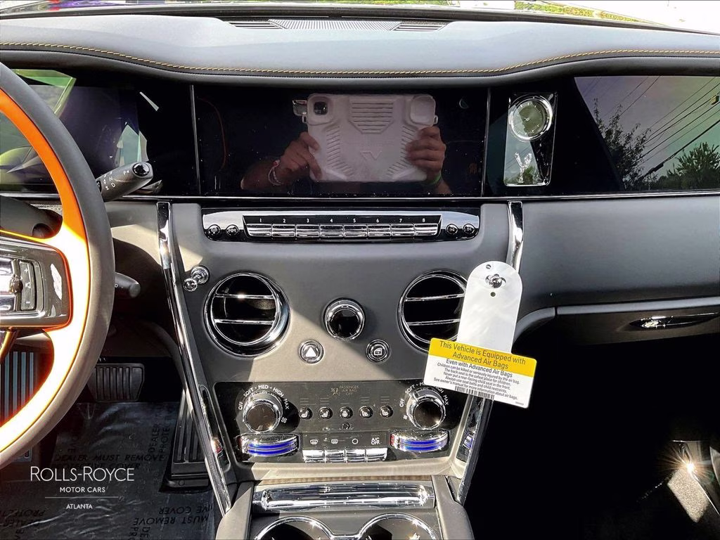 mph006_773534192_sla23ha09vu236991_2027_rolls_royce_cullinan_black_diamond_7_112053_6783c01e6c