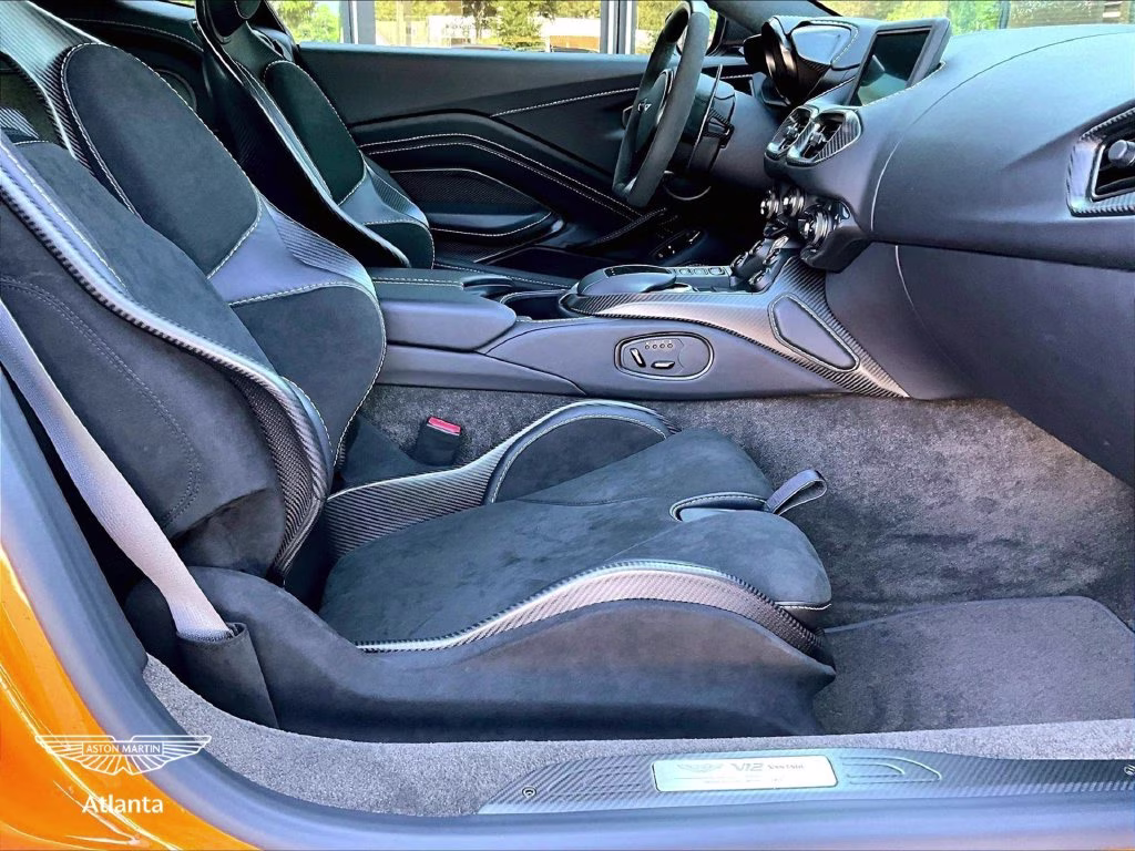 mph007_1206609061_scfsmgav7pgn07335_2023_aston_martin_vantage_v12_golden_saffron_8_114424_efb3b67937