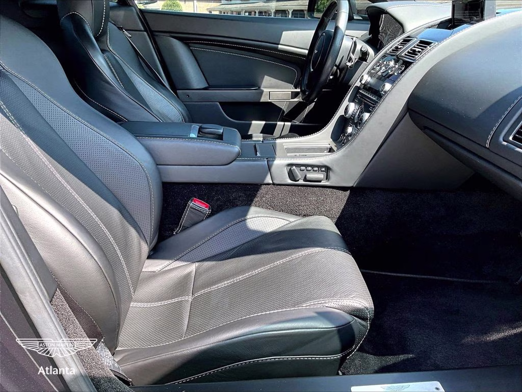 mph007_123937903_scfekbak2egc18696_2014_aston_martin_v8_vantage_meteorite_silver_8_113860_666e48007f