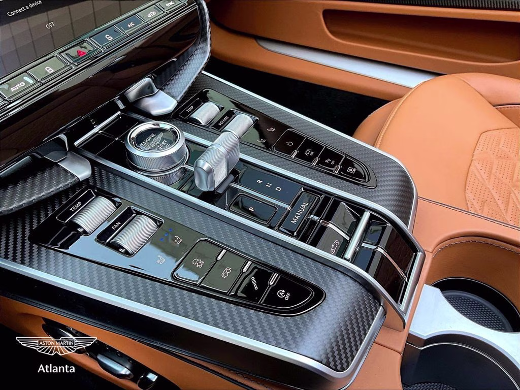 mph007_1429094143_scfumchv4tgk61085_2026_aston_martin_vanquish_volante_jet_black_8_113830_d6c9f339bf