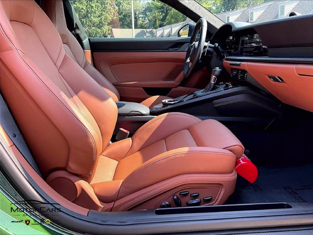 mph007_2447269647_wp0ac2a91ts287085_2026_porsche_911_gt3_touring_8_113848_93d797a5b5