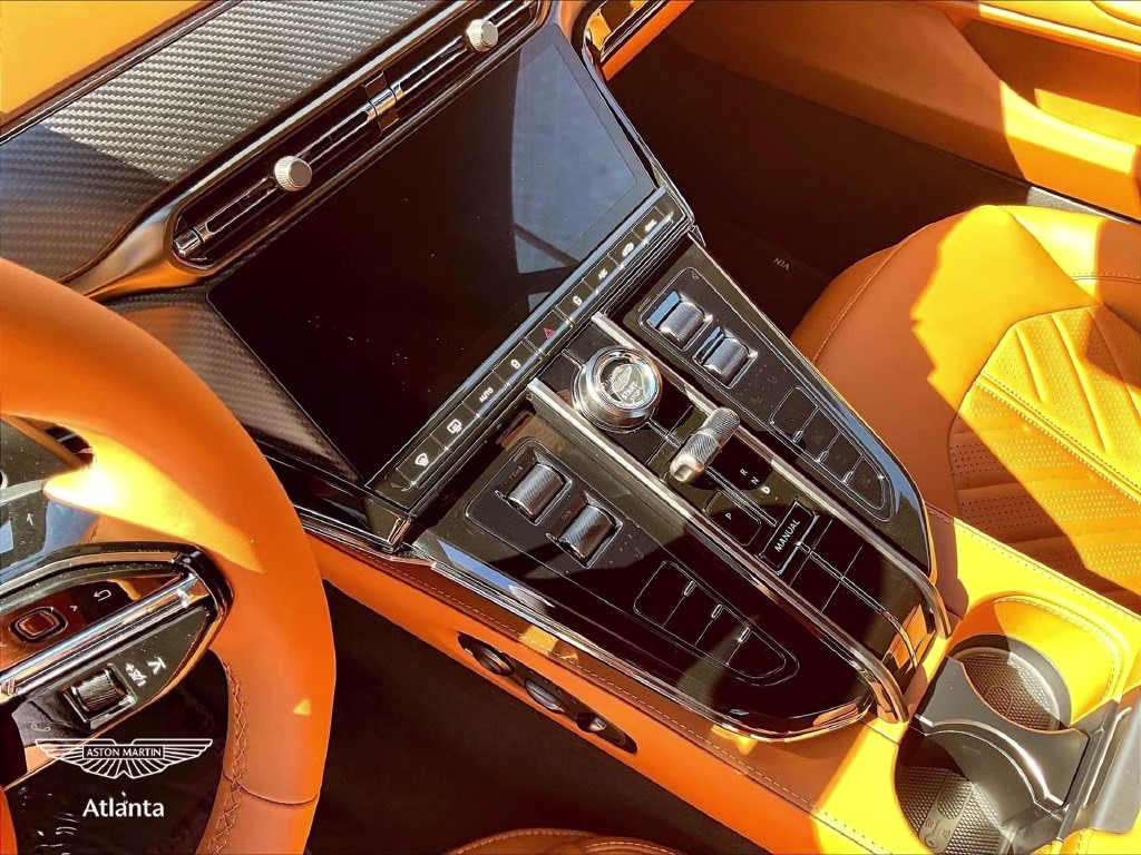mph007_2748757098_scfsmgmw0tgn12858_2026_aston_martin_vantage_s_xenon_grey_8_114406_dfa1b062b7