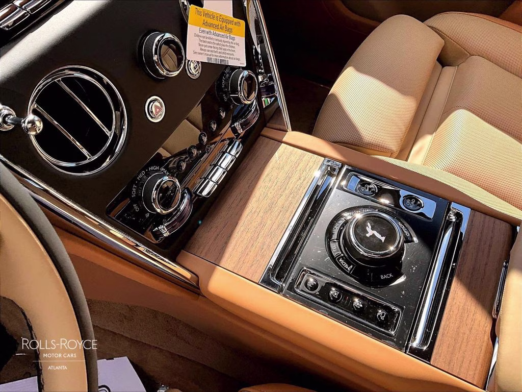 mph007_2889864904_sla23ha04vu236235_2027_rolls_royce_cullinan_midnight_sapphire_8_111757_84a8bde27f