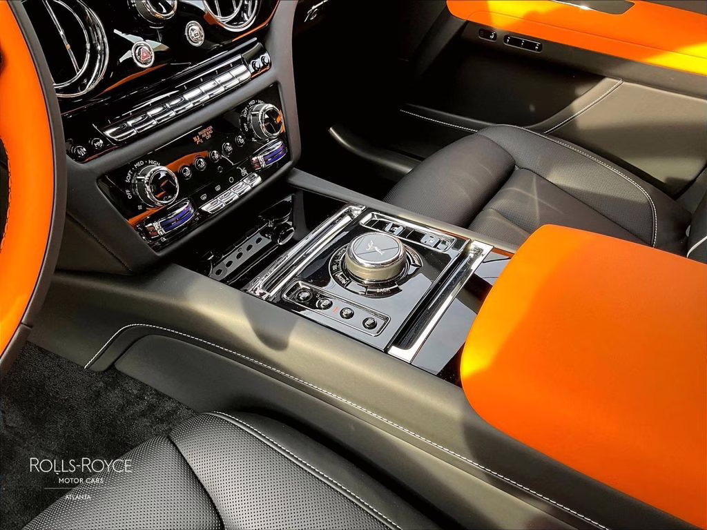mph007_3088416789_sca13gz01tu234045_2026_rolls_royce_ghost_black_diamond_8_109366_6e92cc0672