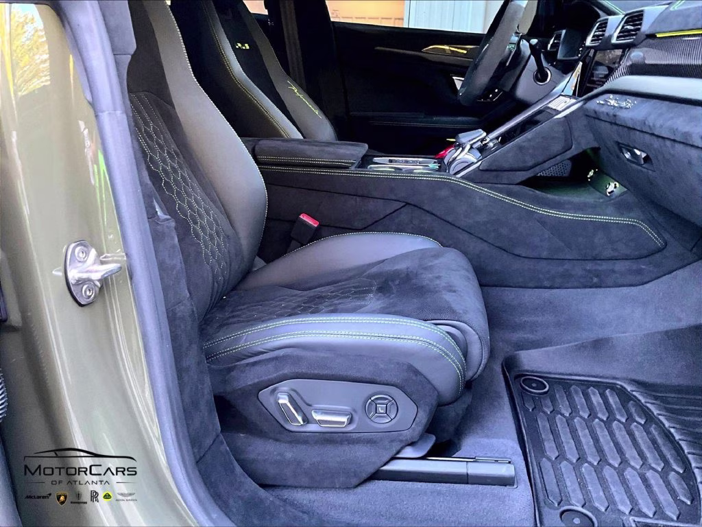 mph007_742239403_zpbuc3zl8pla26127_2023_lamborghini_urus_performante_verde_turbine_lucido_metallic_8_114294_c6bac4595a