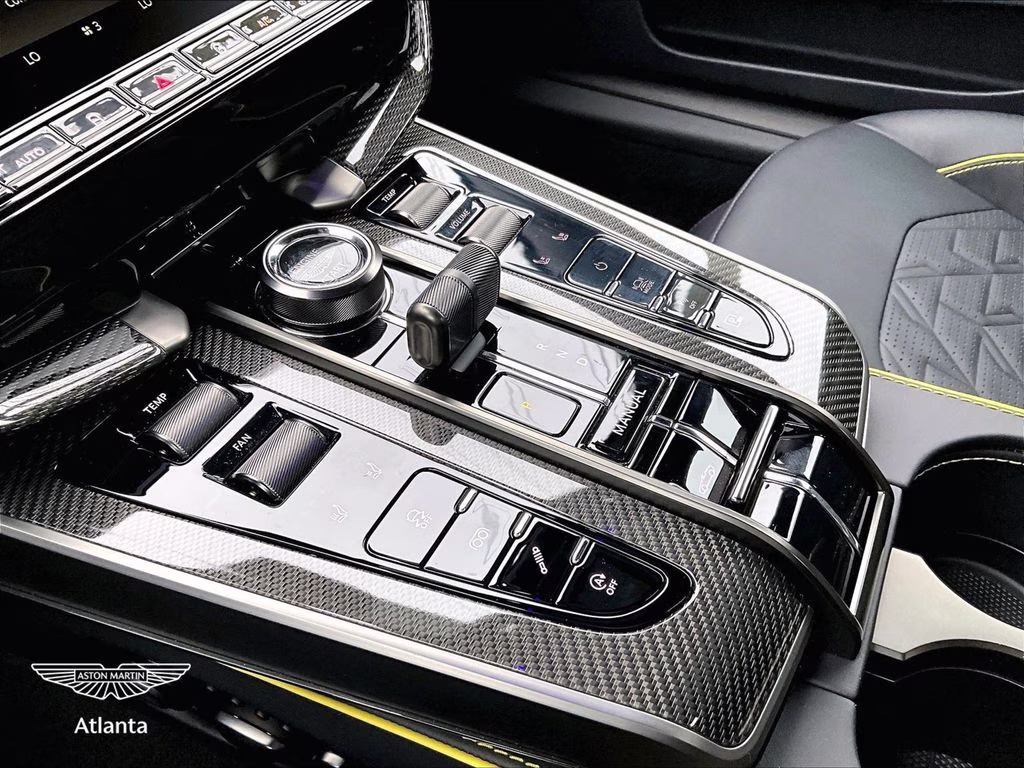 mph007_758652415_scfumchv1tgk61108_2026_aston_martin_vanquish_volante_xenon_grey_8_111575_09398f9571