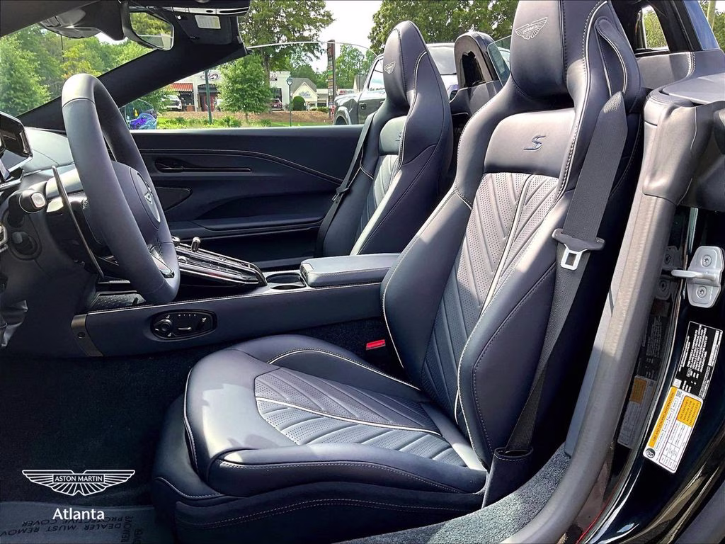 mph008_1150880393_scfsmgnw2tgp12493_2026_aston_martin_vantage_s_roadster_ultramarine_black_9_112222_2cead31e01