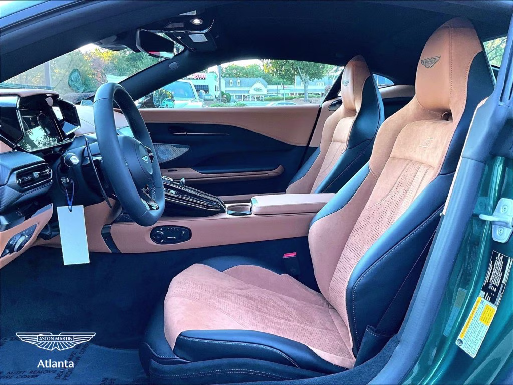 mph008_1835752094_scfsmgmw6tgn12881_2026_aston_martin_vantage_s_malachite_green_9_114582_2392112390