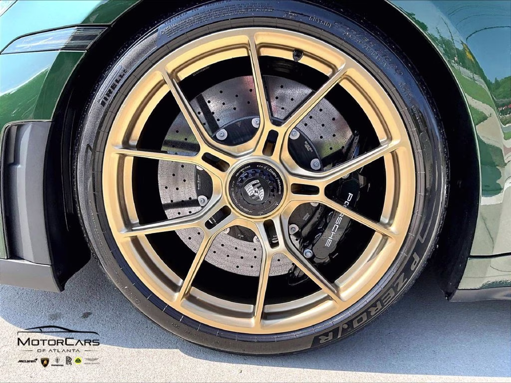mph008_2287103517_wp0ac2a91ts287085_2026_porsche_911_gt3_touring_9_113848_eb5a5f9e96
