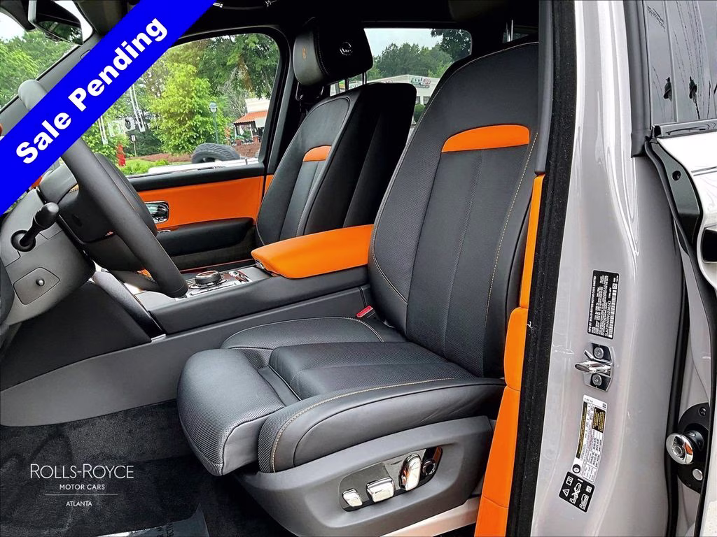 mph008_2511662697_sla23ha03vu236243_2027_rolls_royce_cullinan_tempest_grey_9_111783_cbf0a96249