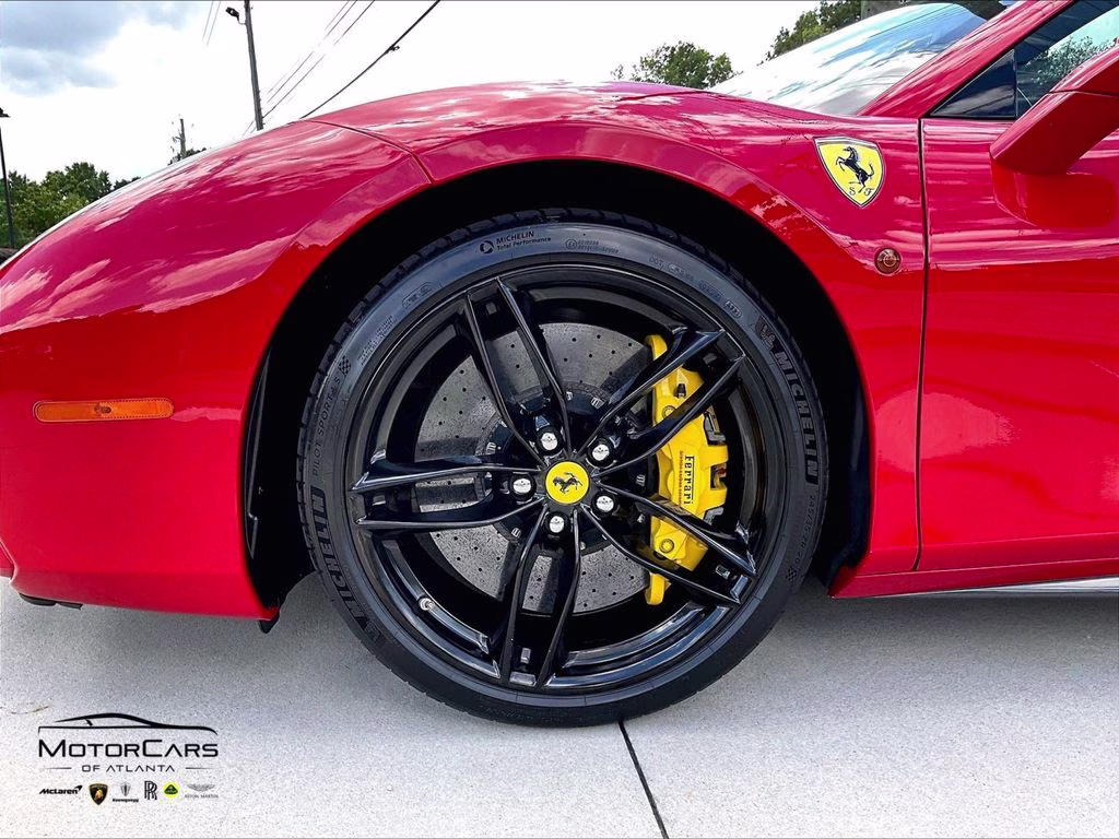 mph008_2776350130_zff80ama5h0222915_2017_ferrari_488_spider_9_113638_716cc52498