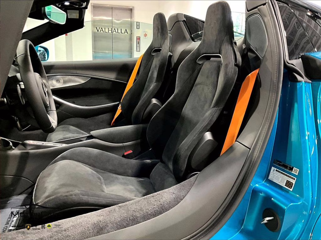 mph008_3426687559_sbm16bea4tw004528_2026_mclaren_artura_belize_blue_9_109950_8697652bad