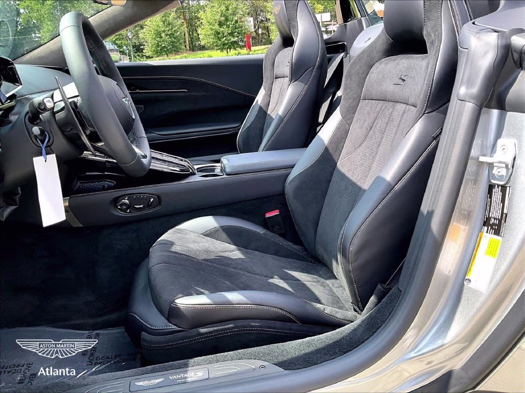 mph008_3847514052_scfsmgnw3tgp12759_2026_aston_martin_vantage_s_roadster_aluminite_silver_9_113945_fb288cba64