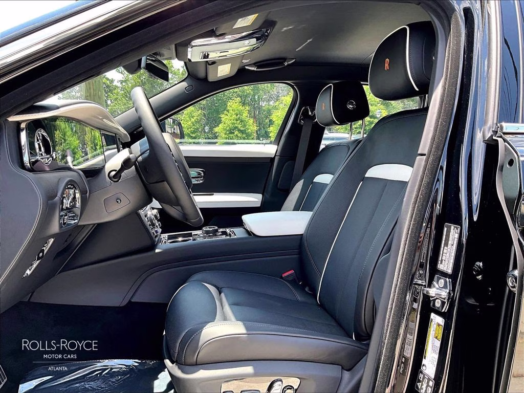 mph008_4062408973_sca23gz03vu236404_2027_rolls_royce_ghost_black_diamond_9_111455_749948b740