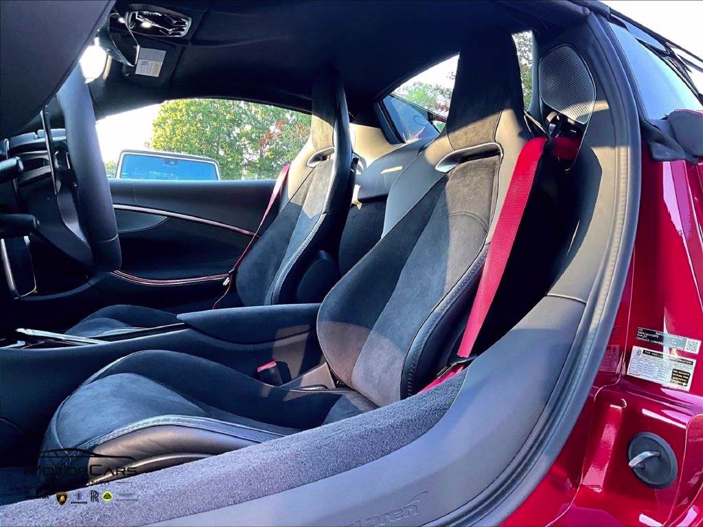 mph008_4292655198_sbm16bea0vw004738_2027_mclaren_artura_spider_mso_volcano_red_9_114294_7752d34046