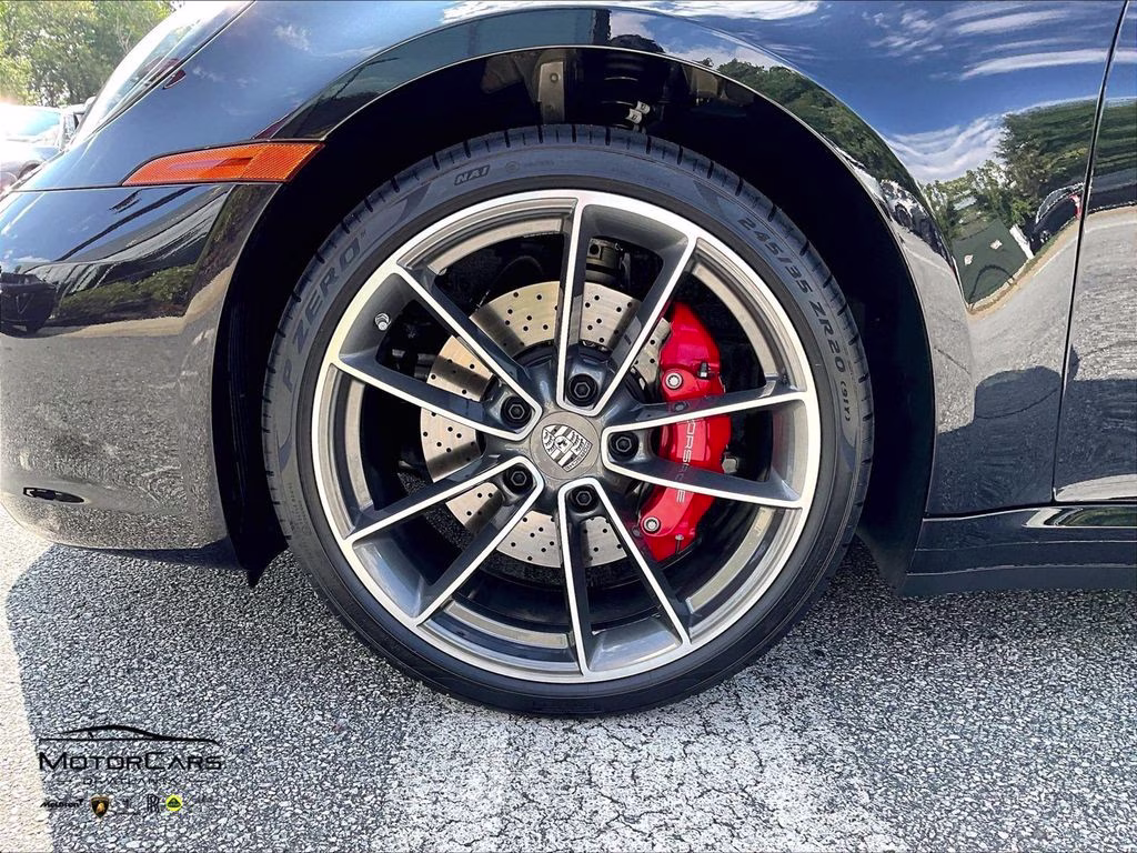 mph008_671985570_wp0cb2a94rs246485_2024_porsche_911_carrera_s_jet_black_metallic_9_112726_216cfec4fd