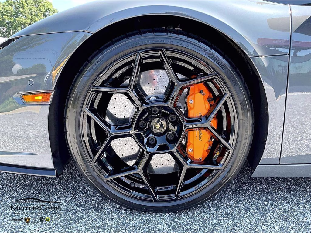 mph009_2075126275_zhwuc1zc6tla01419_2026_lamborghini_temerario_grigio_telesto_10_113187_54f5110a14