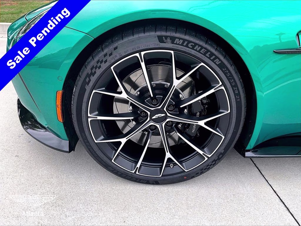 mph009_2157576546_scfsmgmw8tgn12011_2026_aston_martin_vantage_s_podium_green_10_111783_061d7cc012