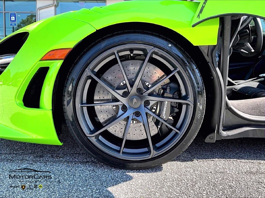 mph009_2394560546_sbm14bca6vw010777_2027_mclaren_750s_spider_mso_bespoke_napier_green_10_114406_84df5de90a