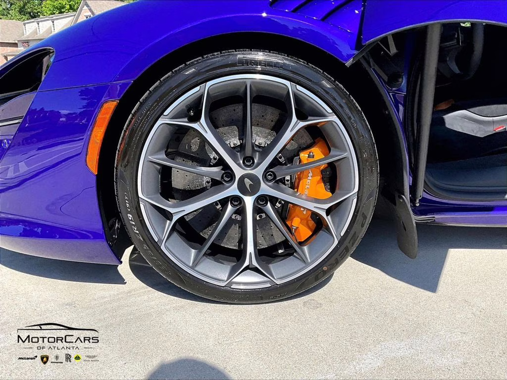 mph009_2957435020_sbm16beaxtw004534_2026_mclaren_artura_spider_lantana_purple_10_110142_0e7e9df3dd