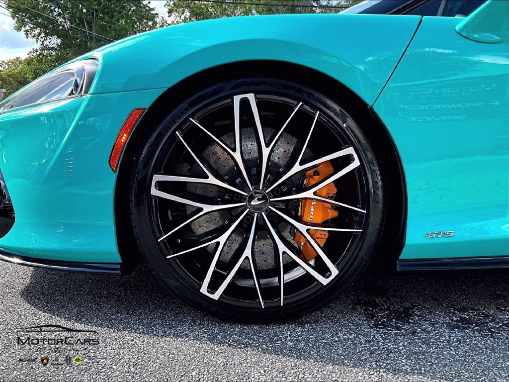 mph009_3086068323_sbm22gca9vw003720_2027_mclaren_gts_tokyo_cyan_10_114270_45288dd5e4