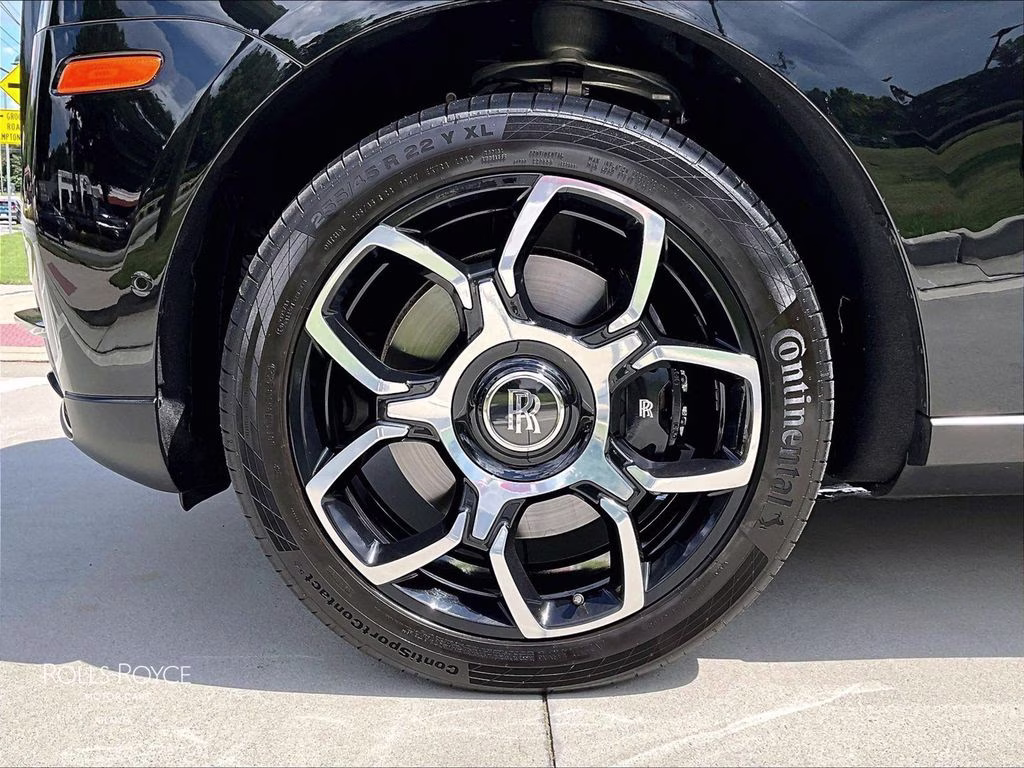 mph009_3922452615_slatv8c07nu214094_2022_rolls_royce_cullinan_black_badge_black_diamond_10_113662_0ff2949c3a