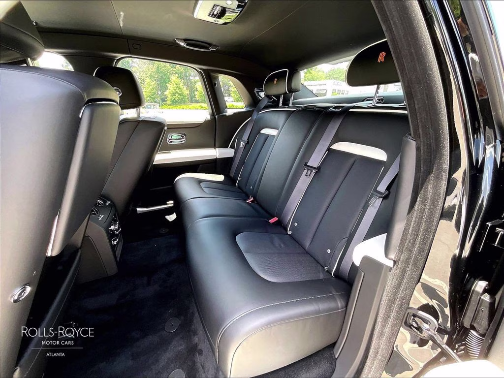mph009_395394654_sca23gz03vu236404_2027_rolls_royce_ghost_black_diamond_10_111455_c794636258