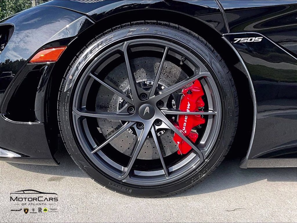 mph009_4214281403_sbm14aca5vw010571_2027_mclaren_750s_onyx_black_10_113406_55adc77465