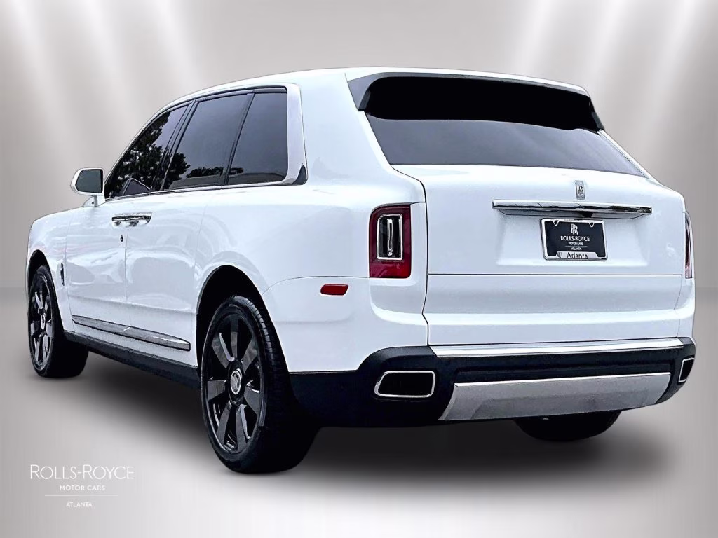 mph009_4219665640_slatv4c0xru222205_2024_rolls_royce_cullinan_arctic_white_10_114232_22edfd772c