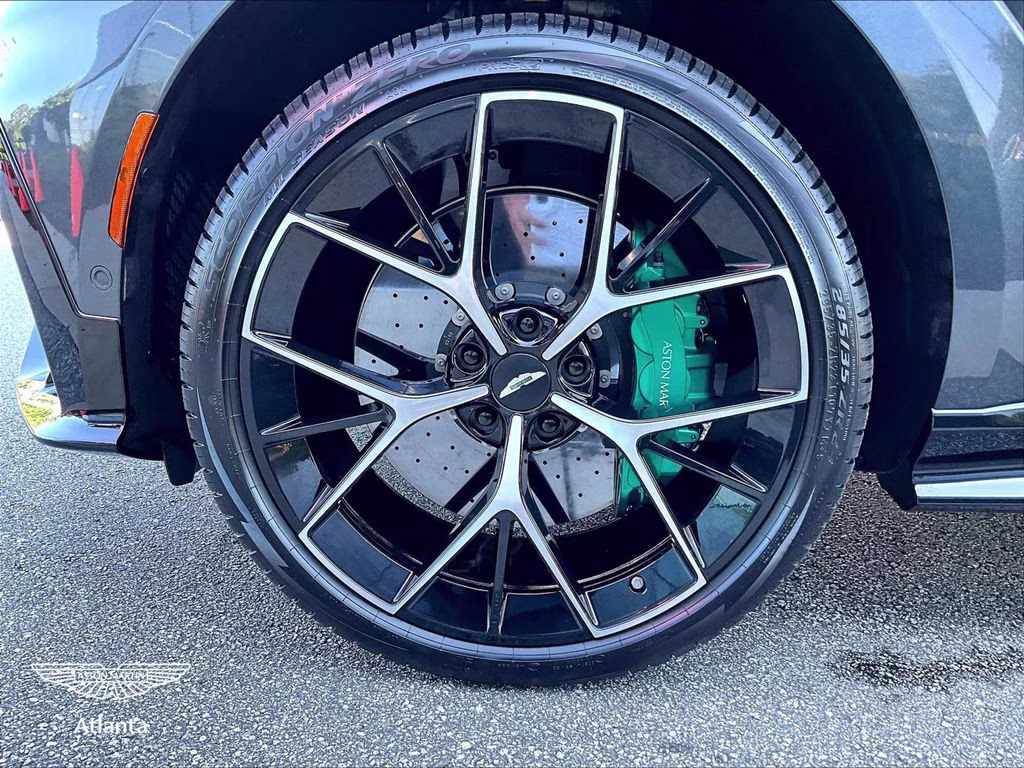 mph010_1407759147_sd7vujgw0ttv15268_2026_aston_martin_dbx_s_xenon_grey_11_113223_822dd86f4f