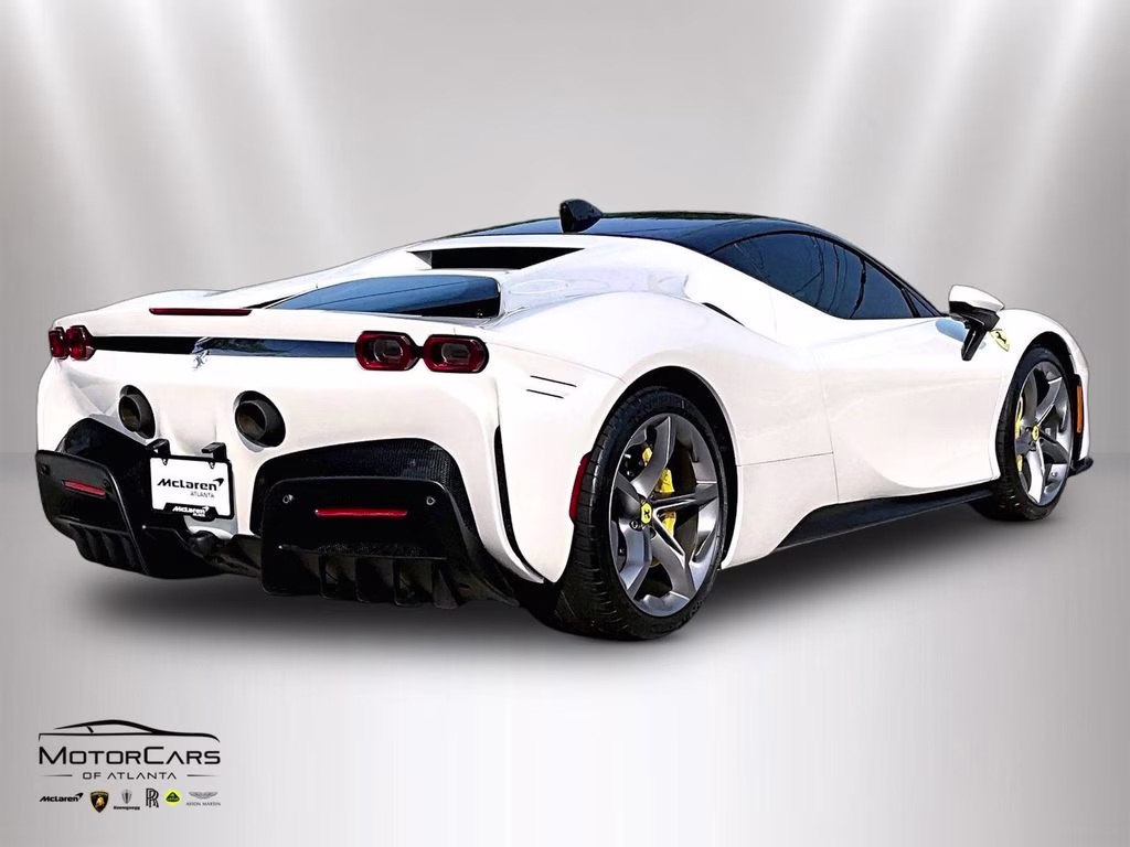 mph010_1410706583_zff95nlaxp0287336_2023_ferrari_sf90_stradale_special_4_layer_bianco_italia_11_112621_71ce954660