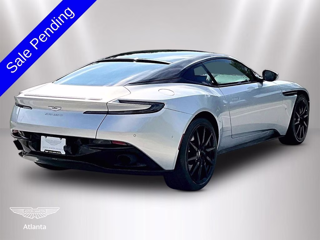 mph010_1509453225_scfrmfav6jgl03738_2018_aston_martin_db11_v12_lightning_silver_11_112886_4fd34615e6