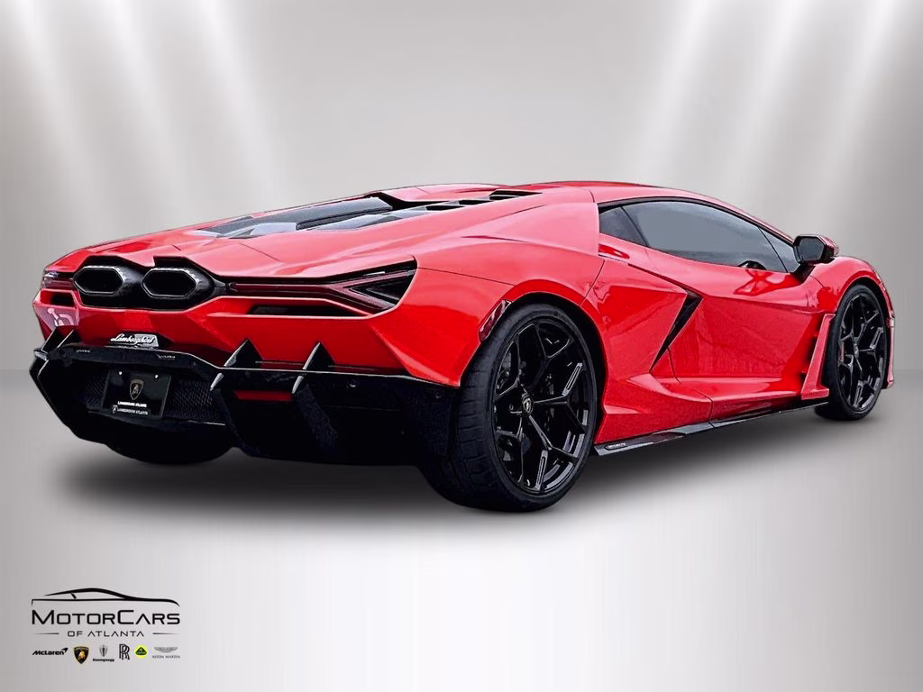 mph010_2066479119_zhwuc1zm3tla04075_2026_lamborghini_revuelto_11_112222_7efaad285e