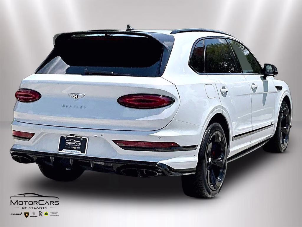 mph010_2355410026_sjaat2zvxsc029045_2025_bentley_bentayga_s_v8_ice_11_113326_6589bbf39a