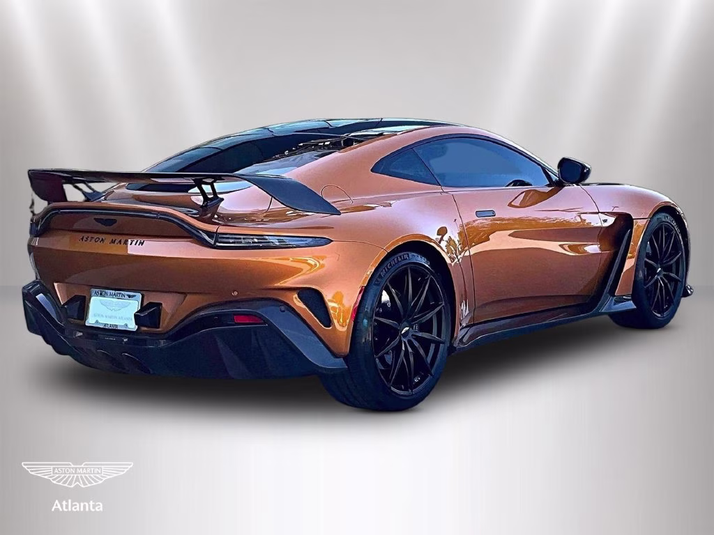 mph010_240328813_scfsmgav7pgn07335_2023_aston_martin_vantage_v12_golden_saffron_11_114424_35b26b8613